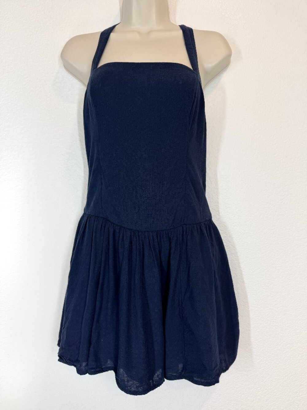 Hollister Navy Blue Smocked Halter Mini Dress Size Small - Picture 2 of 11